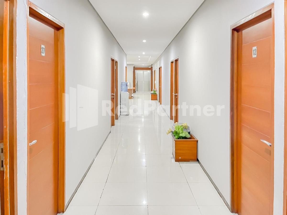 Sang Surya Guesthouse Syariah Near Rs Hasan Sadikin Mitra Reddoorz باندونج المظهر الخارجي الصورة