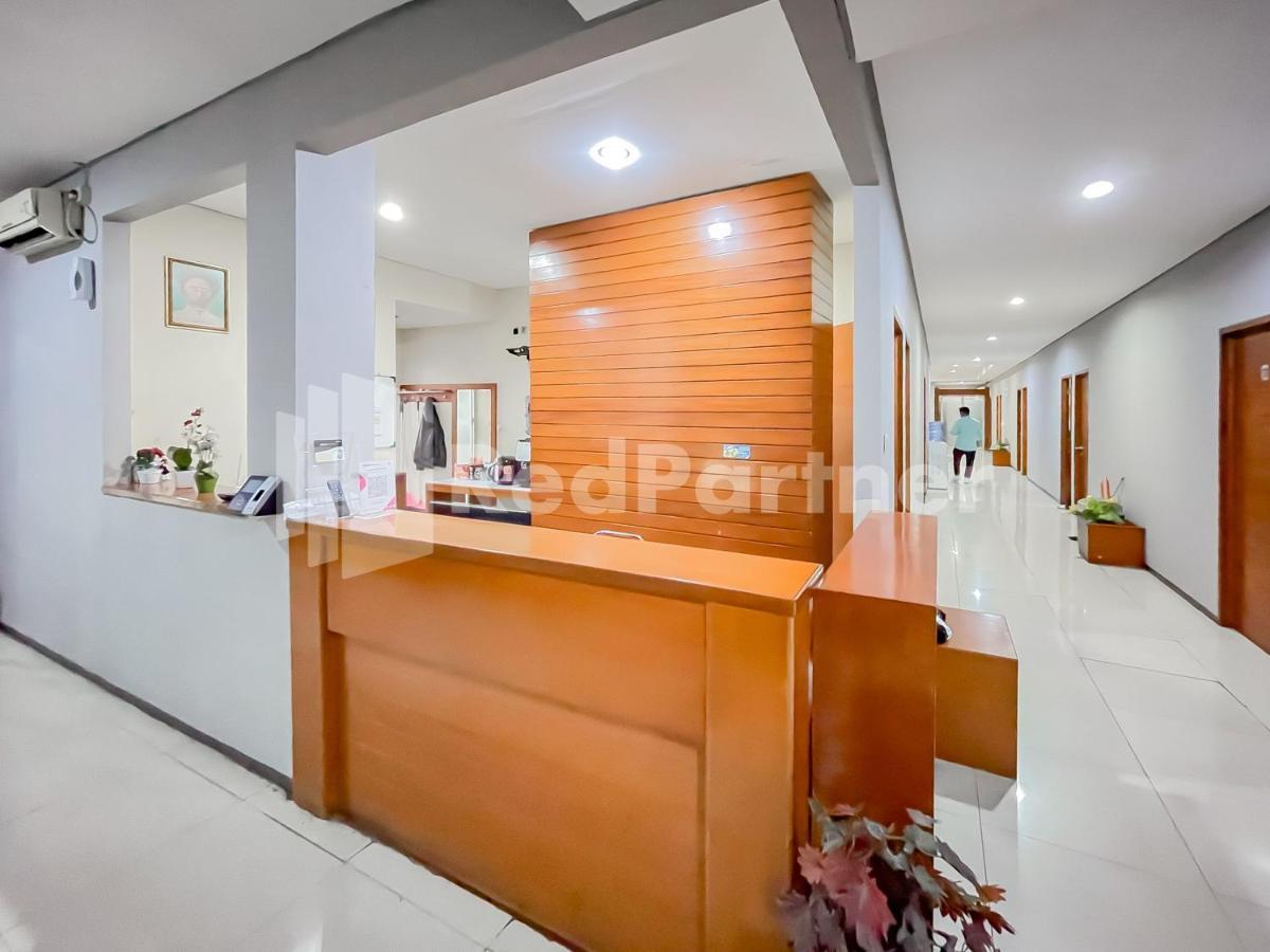 Sang Surya Guesthouse Syariah Near Rs Hasan Sadikin Mitra Reddoorz باندونج المظهر الخارجي الصورة